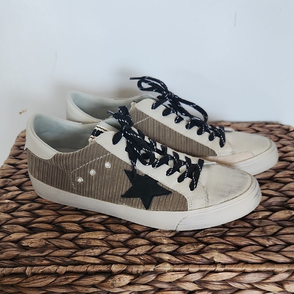 ShuShop Shoes - ShuShop Women's Sneakers in Cream and Black